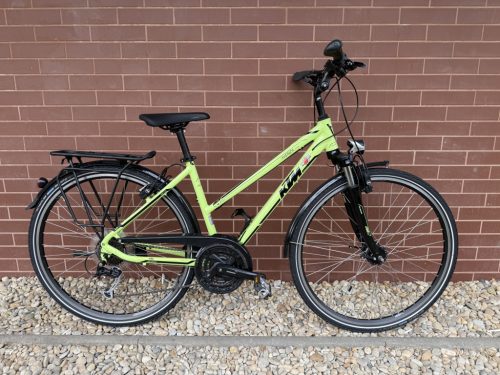 KTM Avenza 27 HS- 28” Trekking kerékpár, 3x8 Sebességes Shimano Alivio váltó, SR Suntour CR8V teleszkóp, 46cm