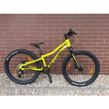   Merida Matts Junior + -  24” Gyermek kerékpár, Shimano, 1x8 sebességes váltó, 34cm