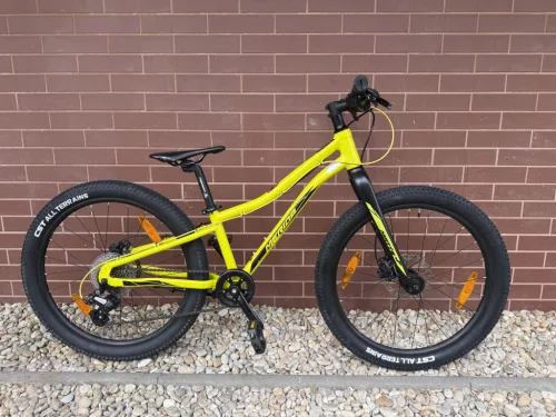 Merida Matts Junior + -  24” Gyermek kerékpár, Shimano, 1x8 sebességes váltó, 34cm