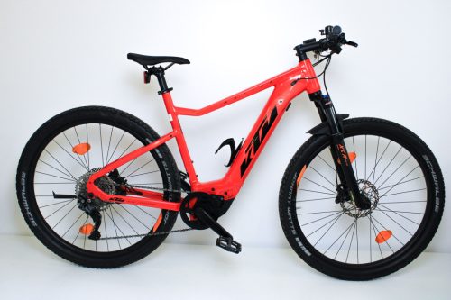 KTM Macina Race 291 29"-os elektromos kerékpár 500Wh, 10 fokozatú Shimano Deore váltó, Suntour XCR teleszkóp, 53cm/L