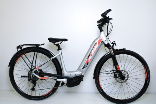 KTM Macina Touring 10 28”-os elektromos kerékpár 500Wh, 10 fokozatú Shimano Deore váltó, Suntour NCX-D 43cm/XS