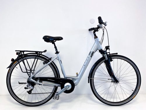 KTM Tour Dual 28"-os Trekking kerékpár, 27 fokozatú Sram x5 váltó, Suntour CR8V teleszkóp, 46cm/S