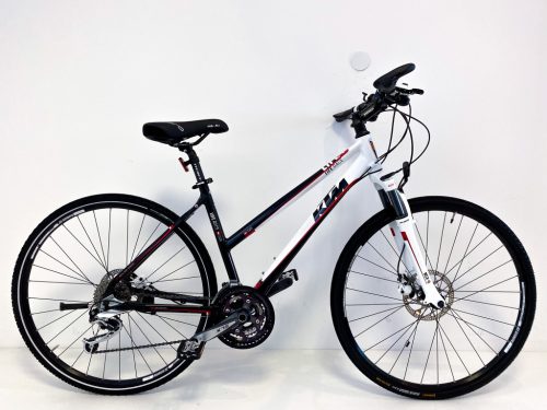 KTM Life Race 28"-os Trekking kerékpár, 27 sebességes Shimano Deore XT váltó, Suntour NCX teleszkóp, 46cm/S