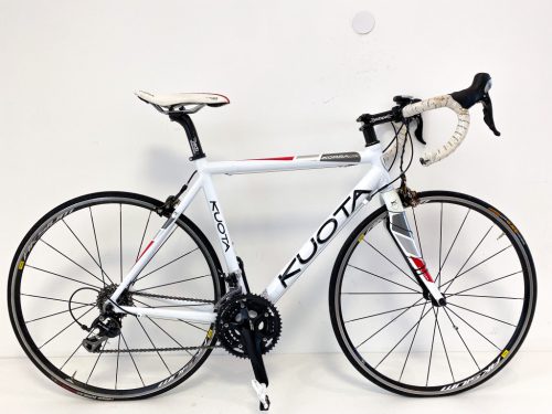 Kuota Korsa Lite 28"-os Aluminium országúti kerékpár, 3x10 Shimano 105 váltó, 53cm/M