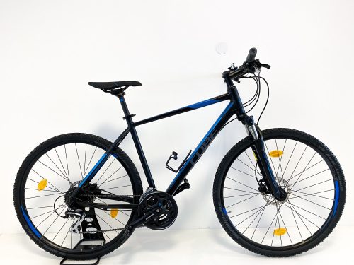 Cube Curve Pro 28”-os Trekking Kerékpár 24 fokozatú Acera Váltó, Suntour NEX-MLO, 54 cm / 21” / L