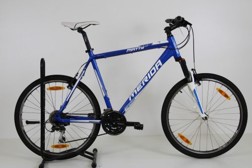 Merida TFS Matts 26"-os Trekking kerékpár, 24 sebességes Shimano Alivio váltó, Suntour teleszkóp, 55cm/L