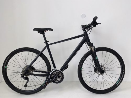 Cube Cross 28"-os Trekking kerékpár, 30 sebességes Shimano Deore XT váltó, Rock Shox Paragon, 54cm/L