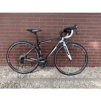   KTM Strada 1000 – 28” Országúti Kerékpár, 2x10 sebességes Shimano 105 váltórendszer, Karbon Villa