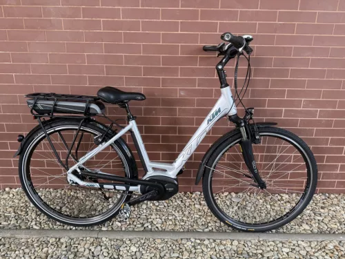 KTM MACINA CLASSIC BRTA5 - 28" Női elektromos kerékpár / 1x5 sebességes Shimano agyváltó /SR Suntour NEX első teleszkóp / 46cm
