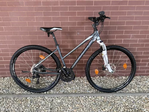 KTM LIFE SPRINT - CROSS TREKKING KERÉKPÁR 28” / 43 CM