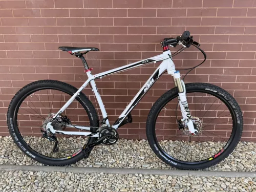 KTM RACE XT -  MTB kerékpár 29” / 53 cm /Teljes Shimano XT szett / Shimano XT 3×10 sebességes váltórendszer / Fox első teleszkóp / 