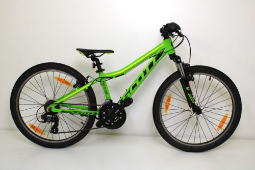 Scott Scale 24"-os gyermek kerékpár, 3X7 sebességes Shimano váltó, SR Suntour teleszkóp