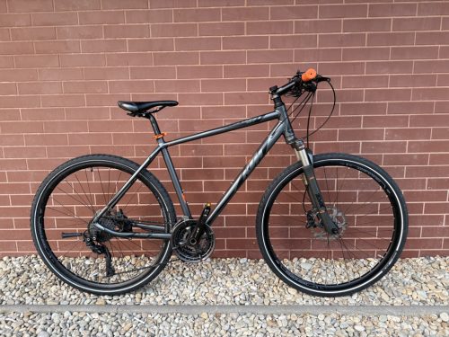 KTM LEGARDA RACE TREKKING KERÉKPÁR, 28" KERÉKMÉRET, 51 CM VÁZMÉRET, 3X10 SHIMANO XT VÁLTÓ