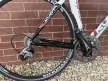 KUOTA KHARMA RACE - ORSZÁGÚTI KERÉKPÁR 28” / 52 CM / Karbon váz / Shimano Ultegra 2x10 fékváltókar rendszer