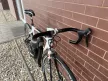 KUOTA KHARMA RACE - ORSZÁGÚTI KERÉKPÁR 28” / 52 CM / Karbon váz / Shimano Ultegra 2x10 fékváltókar rendszer