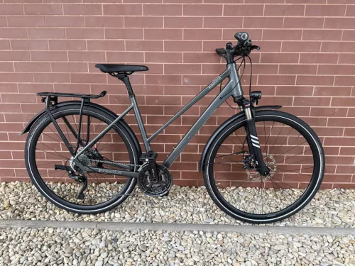 KALKHOFF ENDEAVOUR -  Női prémium trekking kerékpár 28" / 46cm / FULL XT / SR Suntour levegős első teleszkóp / 3x10 Shimano XT váltószett