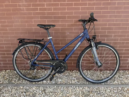 KTM Life Time - 28” Trekking Kerékpár / 51cm / 3×8 sebességes Shimano Alivio váltórendszer / SR Suntour NEX teleszkóp