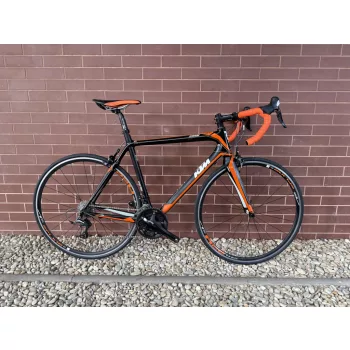   KTM STRADA 4000 - Full karbon 28" országúti kerékpár / 57cm / Shimano Ultegra 2×11 sebességes váltórendszer / 