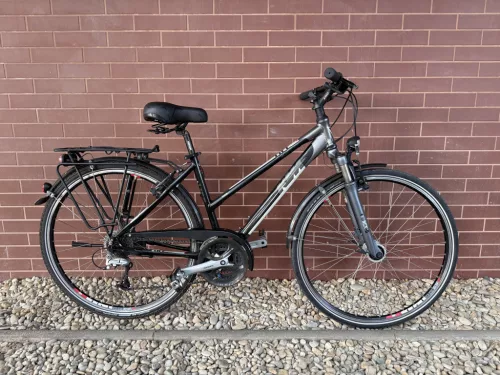 KTM Life Lite - 28" Trekking kerékpár /46cm / 3×8 sebességes Shimano Deore váltó / SR Suntour NEX első teleszkóp