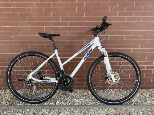 KTM FUN XT - Cross Trekking 28" kerékpár / 46cm / Shimano XT 3×9 sebességes váltó / SR Suntour NEX első teleszkóp