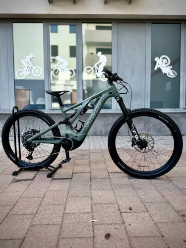 TOP Specialized Turbo Levo Comp Alloy – 29" Elektromos MTB / 700 Wh akkumulátor / S4 méret, körülbelül L-es méret / SRAM GX Eagle 12 sebességes váltás