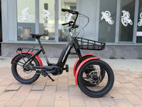 ÚJ Corratec Life S Dual P7 – 20" Elektromos háromkerekű kerékpár / Bosch 725 Wh akkumulátor / 65 Nm maximális nyomaték / Shimano Nexus 8 sebességes váltórendszer