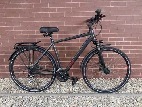Cube Touring On - 28" férfi trekking kerékpár / 54cm / 3x8 Shimano Altus váltórendszer / SR Suntour NEX első teleszkóp