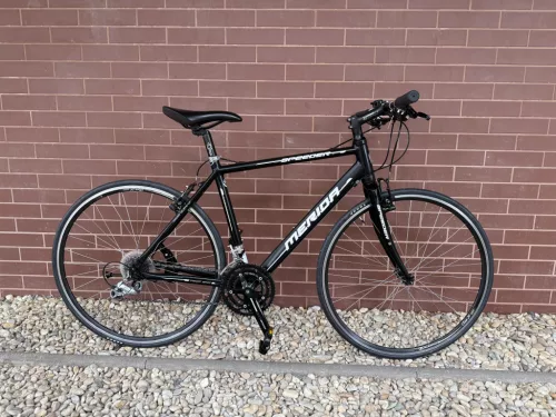 MERIDA SPEEDSTER T2 - VÁROSI KERÉKPÁR 28” / 51 CM / 3x9 Shimano Tiagra váltórendszer /