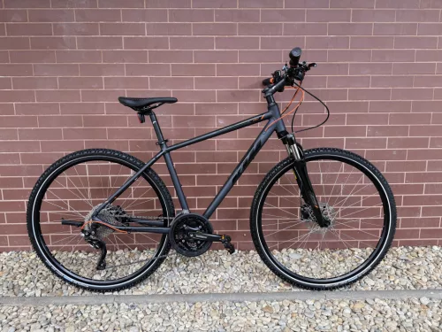 KTM Life Limit - 28” Trekking kerékpár, 3x10 Sebességes Shimano Deore váltó, SR Suntour NEX teleszkóp, 46cm