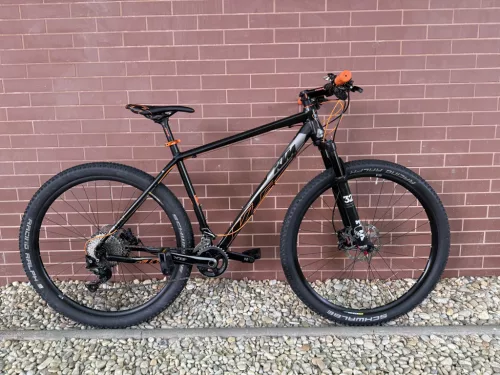 KTM ULTRA RACE - 29” MTB Kerékpár, 2x10 Sebességes Shimano XT váltó, FOX 32 teleszkóp, 53cm