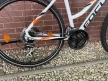 FOCUS CRATERLAKE - 28” Trekking kerékpár, 3x8 Sebességes Shimano Acera váltó, SR Suntour NEX telszkóp, 50cm