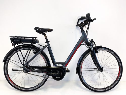 KTM Elopeak TR8 28"-os elektromos kerékpár 400Wh, Shimano Nexus 8 sebességes agyváltó, Suntour CR85 teleszkóp, 51cm/M