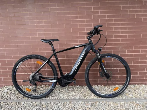 GENESIS E Series Cross 1.0 - 28" Elektromos kerékpár 500Wh, 1x9 Sebességes Shimano Alivio Váltó, SR Suntour NEX (lockolható)Teleszkóp, 51cm